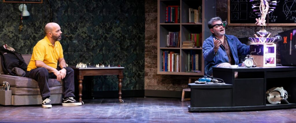 Mur Mure avec Clovis Cornillac et Laurence Arné par Lilou Fogli mise en scène Jérémie Lippmann au Théâtre de la Michodière et en tournée